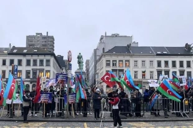 Brüsseldə Azərbaycana dəstək aksiyası keçirildi