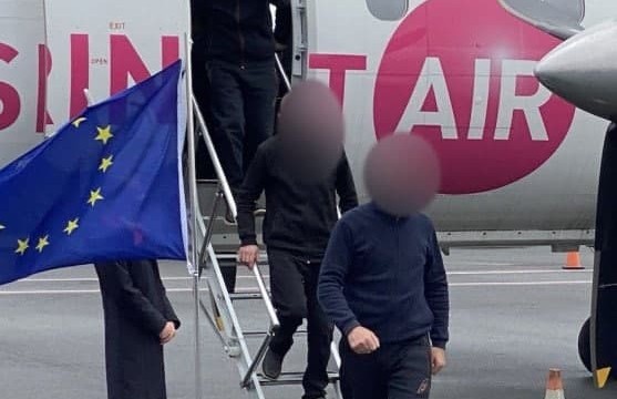 Azərbaycanın təhvil verdiyi 10 ermənini hansı diplomat müşayiət edib? - FOTO