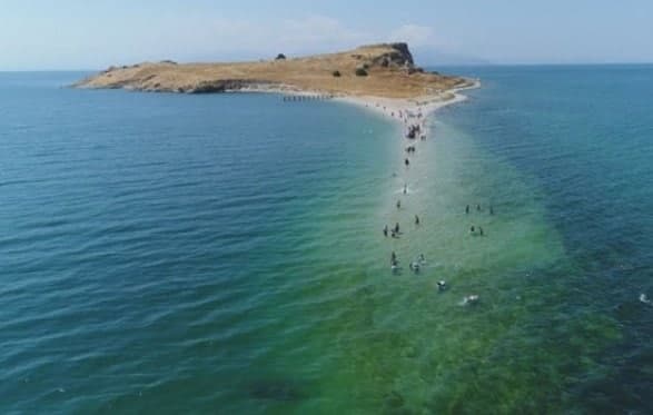 Türkiyənin ən böyük gölü dayazlaşır