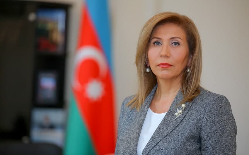 Bahar Muradova: “Əmi tərəfindən belə hərəkətin baş verməsi nə deməkdir?”