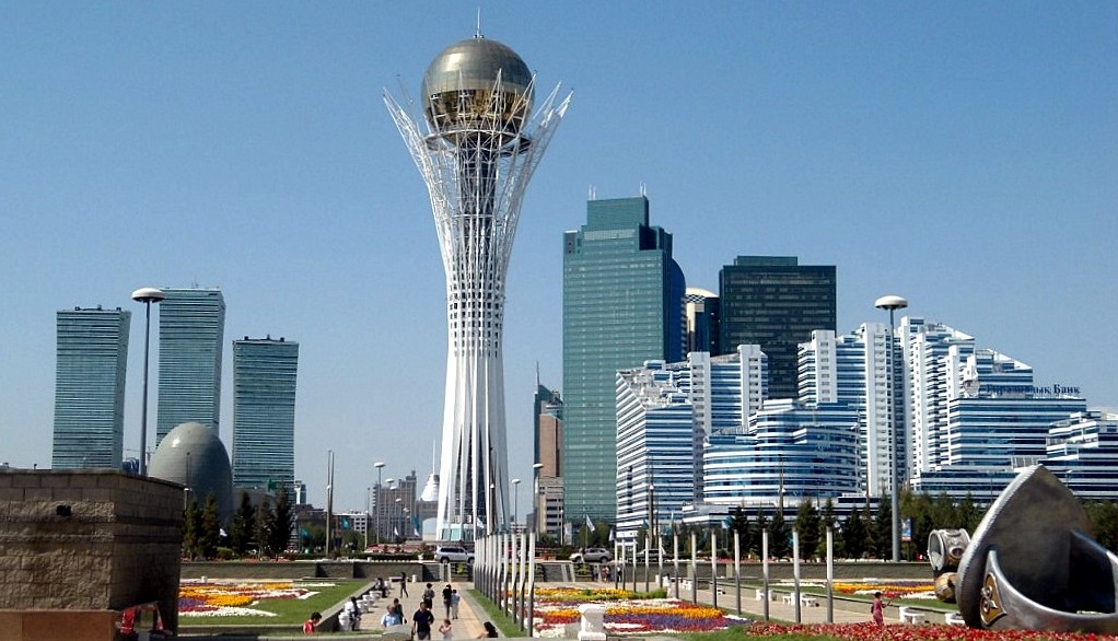 Nur-Sultandan Bakıya təyyarə reysləri BƏRPA OLUNDU