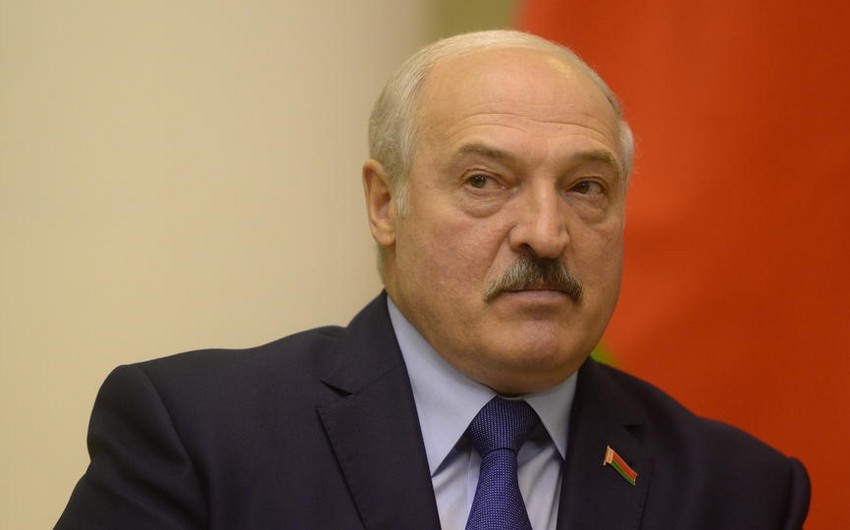 “Mən diktatoram, demokratiyanı başa düşmək mənim üçün çətindir” – Lukaşenkodan zarafatyana cavab - VİDEO