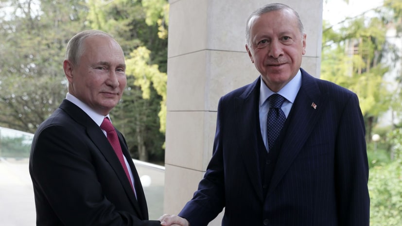 Putin Ərdoğan və xanımına tezliklə sağalmalarını arzuladı