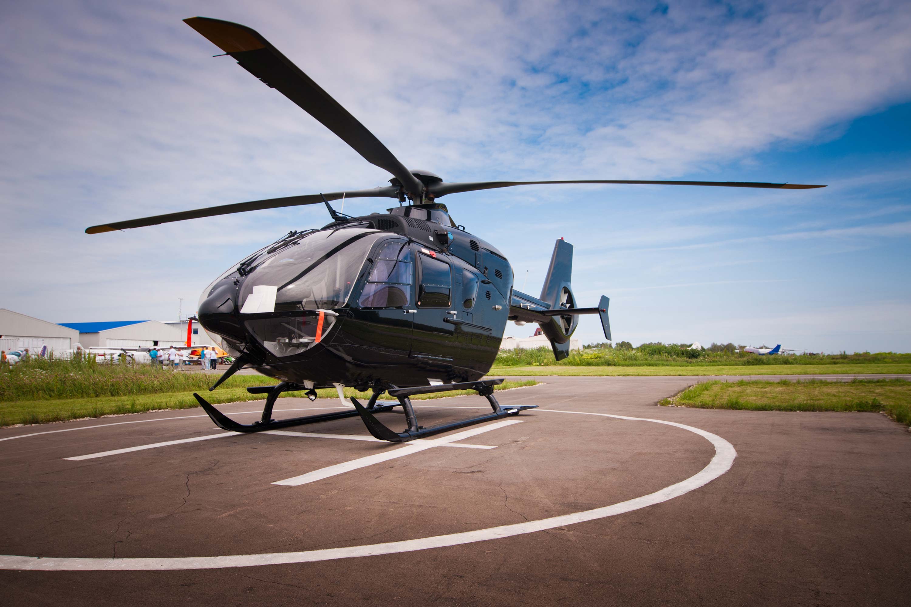 Bakıda üç helikopter satılır – Qiyməti 200 min... - VİDEO