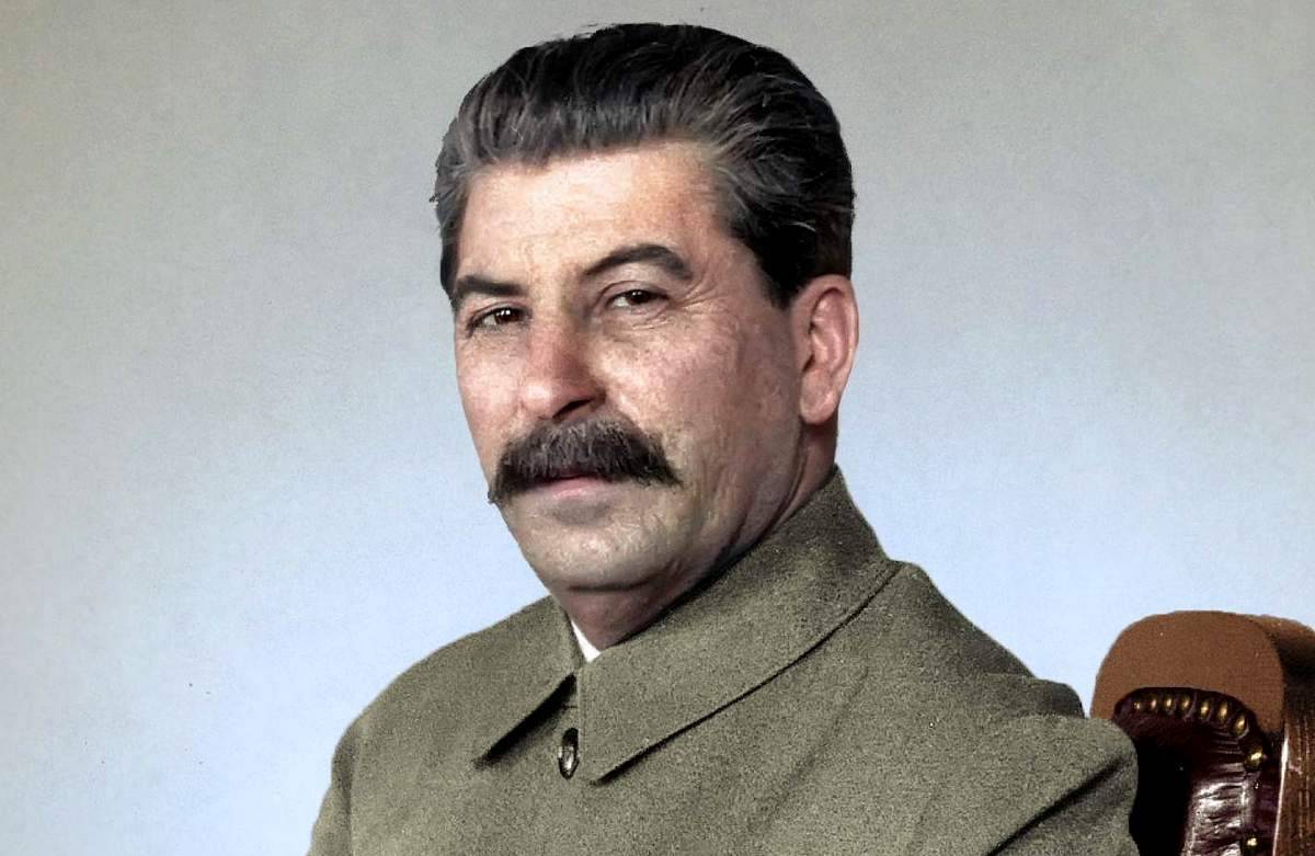 Fırıldaqçılar Stalinin qohumunu belə aldatdılar - TƏFƏRRÜAT