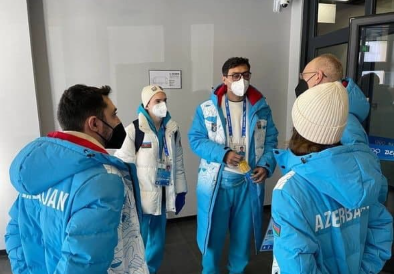 Azərbaycanlı nazir Pekində olimpiyaçılarla görüşdü - FOTO