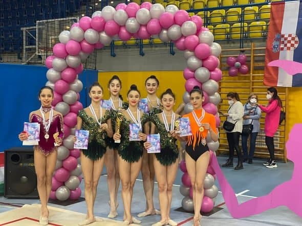 2 gimnastımız Budapeştdə çempion oldu - FOTO