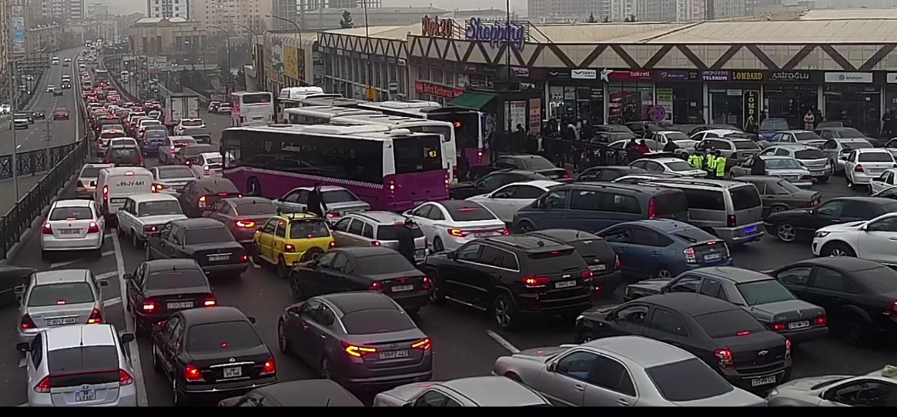 Bakı-Sumqayıt yolunda BÖYÜK TIXAC, avtobuslar gecikir – FOTO