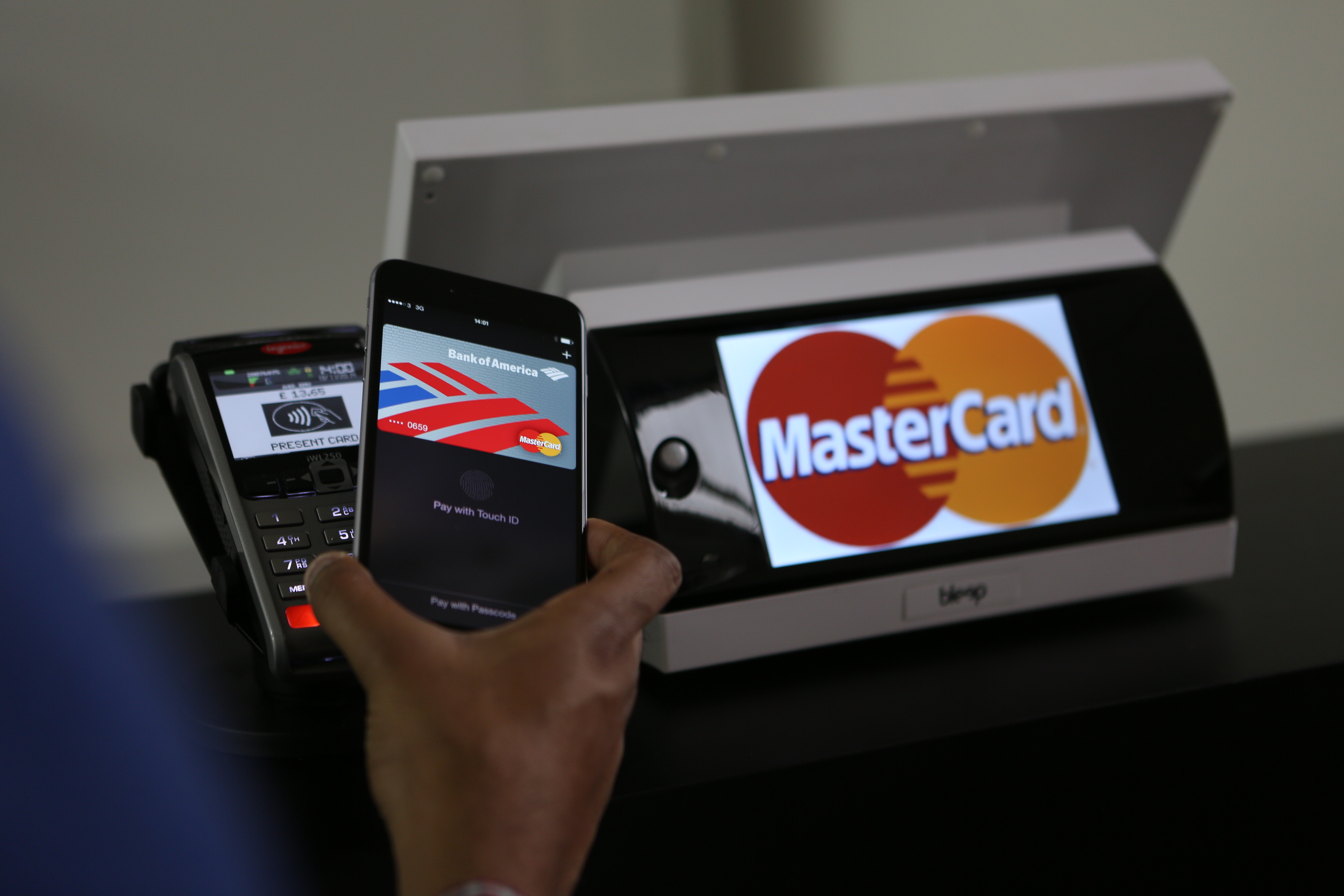 “MasterCard”dan Rusiya ilə bağlı QƏRAR - Ödəniş şəbəkəsinə çıxışı blokladı