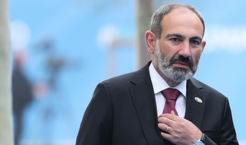 Paşinyan müxalifətə ƏSƏBİLƏŞDİ: Paşinyan müxalifətə ƏSƏBİLƏŞDİ: