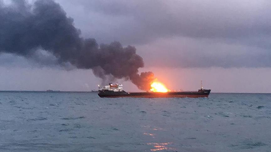 Odessa limanında yük gəmisi partladı - 4 nəfər itkin düşüb