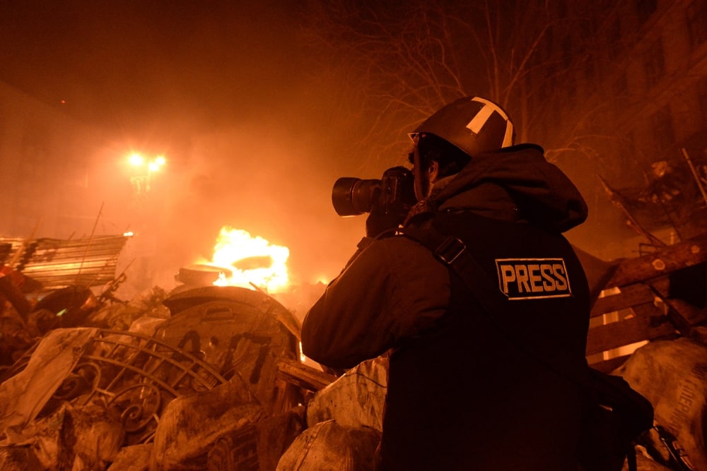 Britaniyanın “Sky News” telekanalının əməkdaşları yaralandılar - Ukraynada