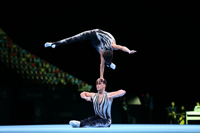 Bakıda akrobatika gimnastikası üzrə dünya çempionatı start götürür 