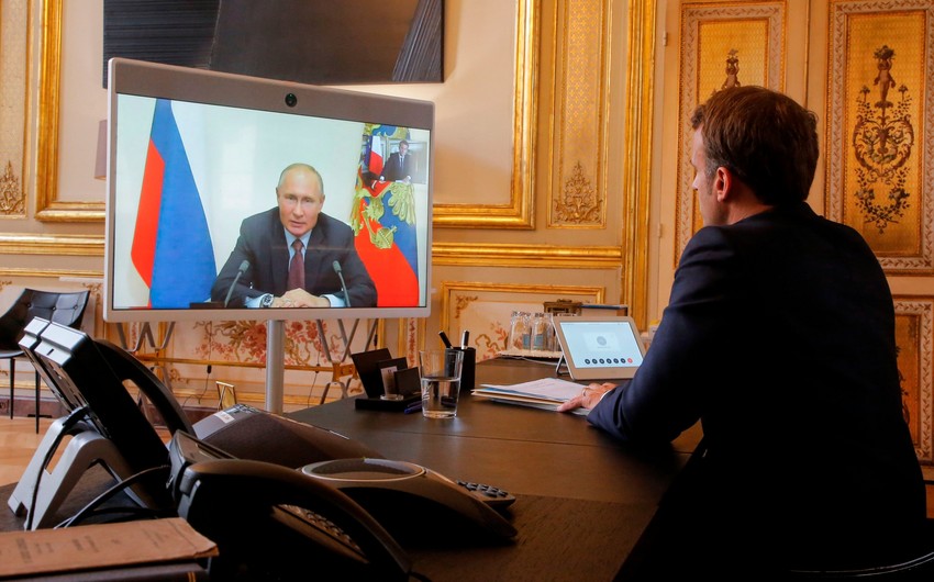 Putin, Makron və Şolts üçtərəfli müzakirə apardılar