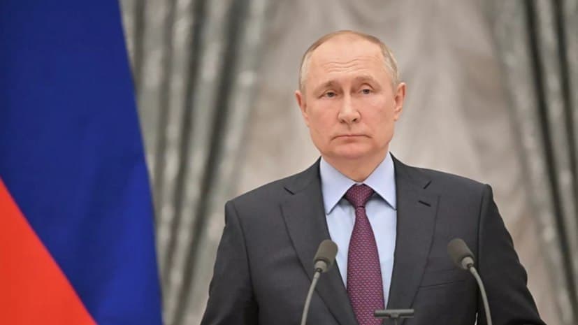Putin kanslerlə Ukraynadakı son vəziyyəti müzakirə etdi