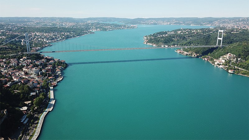 İstanbul boğazında hərəkət bərpa olundu