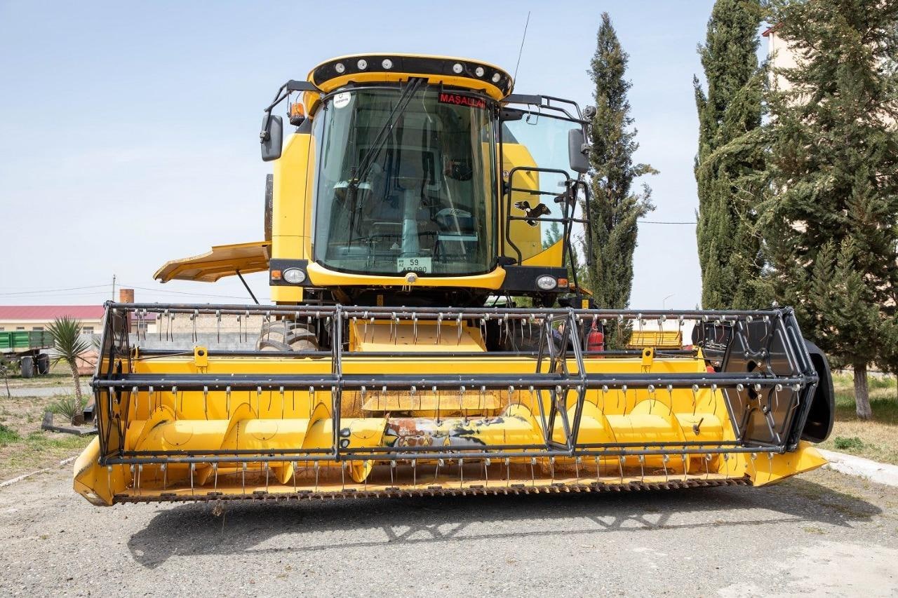 Azərbaycanda taxıl biçini ilə bağlı işlərə başlandı - FOTO