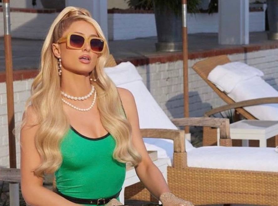 Paris Hilton azərbaycanlı dizaynerin brendindən geyindi - FOTO