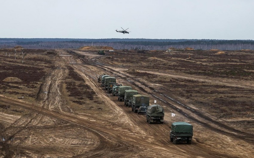 12 kilometrlik Rusiya hərbi karvanı Xarkova doğru gedir – FOTO