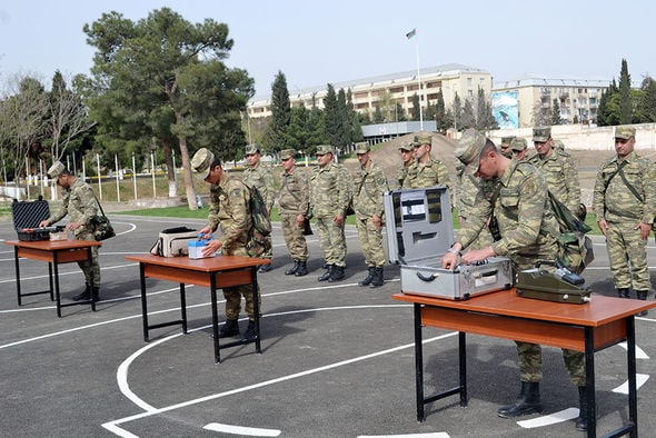 Müdafiə Nazirliyi hərbçilər arasında yarış keçirdi - FOTO