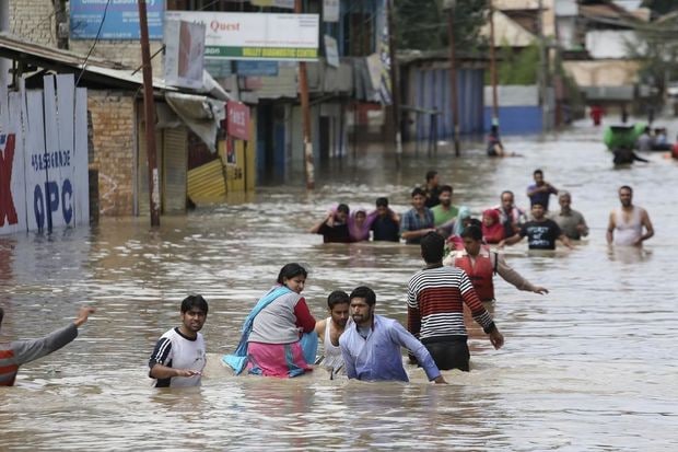 Hindistanda leysan yağışları 14 nəfərin həyatına son qoydu
