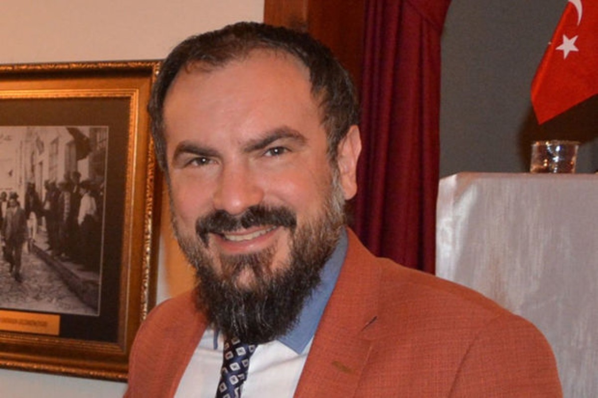 Mehmet Perinçek: “Ermənistandakı revanşistləri Moskvanın əli ilə susdurmaq lazımdır”