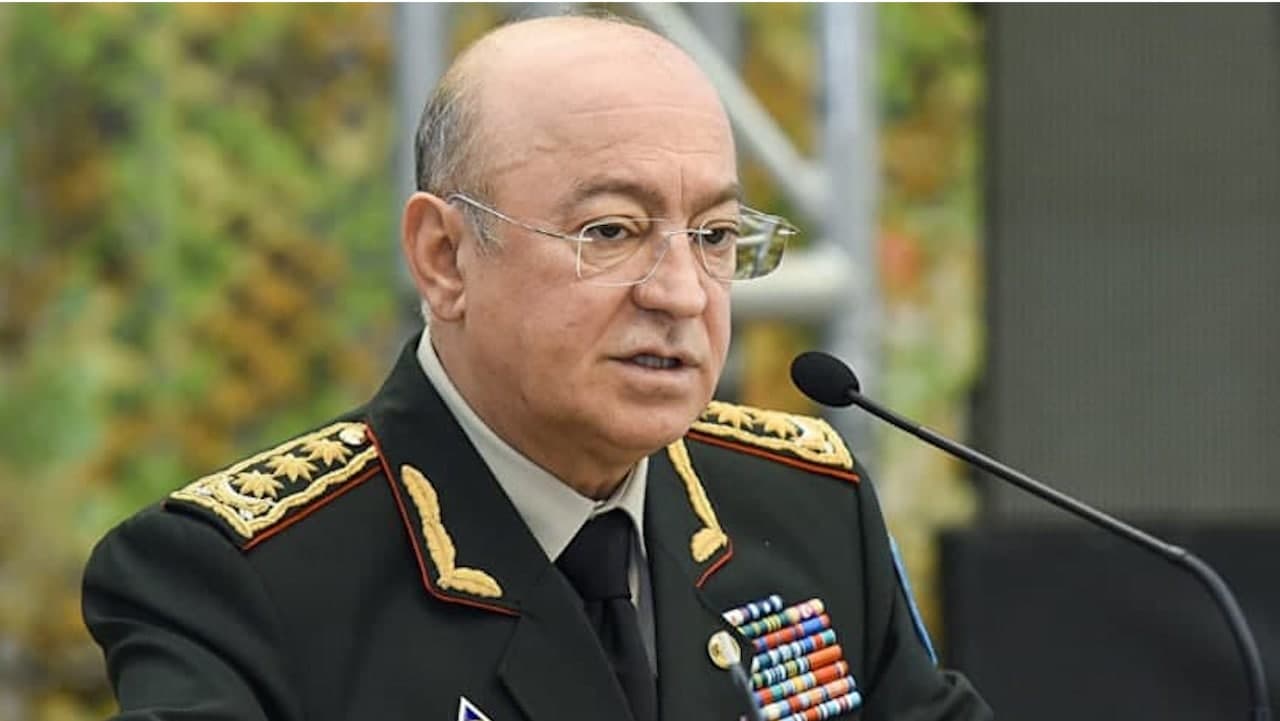 Kəmaləddin Heydərov general və polkovniki İŞDƏN ÇIXARDI