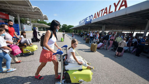 Antalyaya gələn turistlərin sayı 1 milyonu keçdi