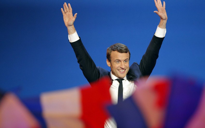 Makron yenidən Fransa prezidenti seçildi - FOTO