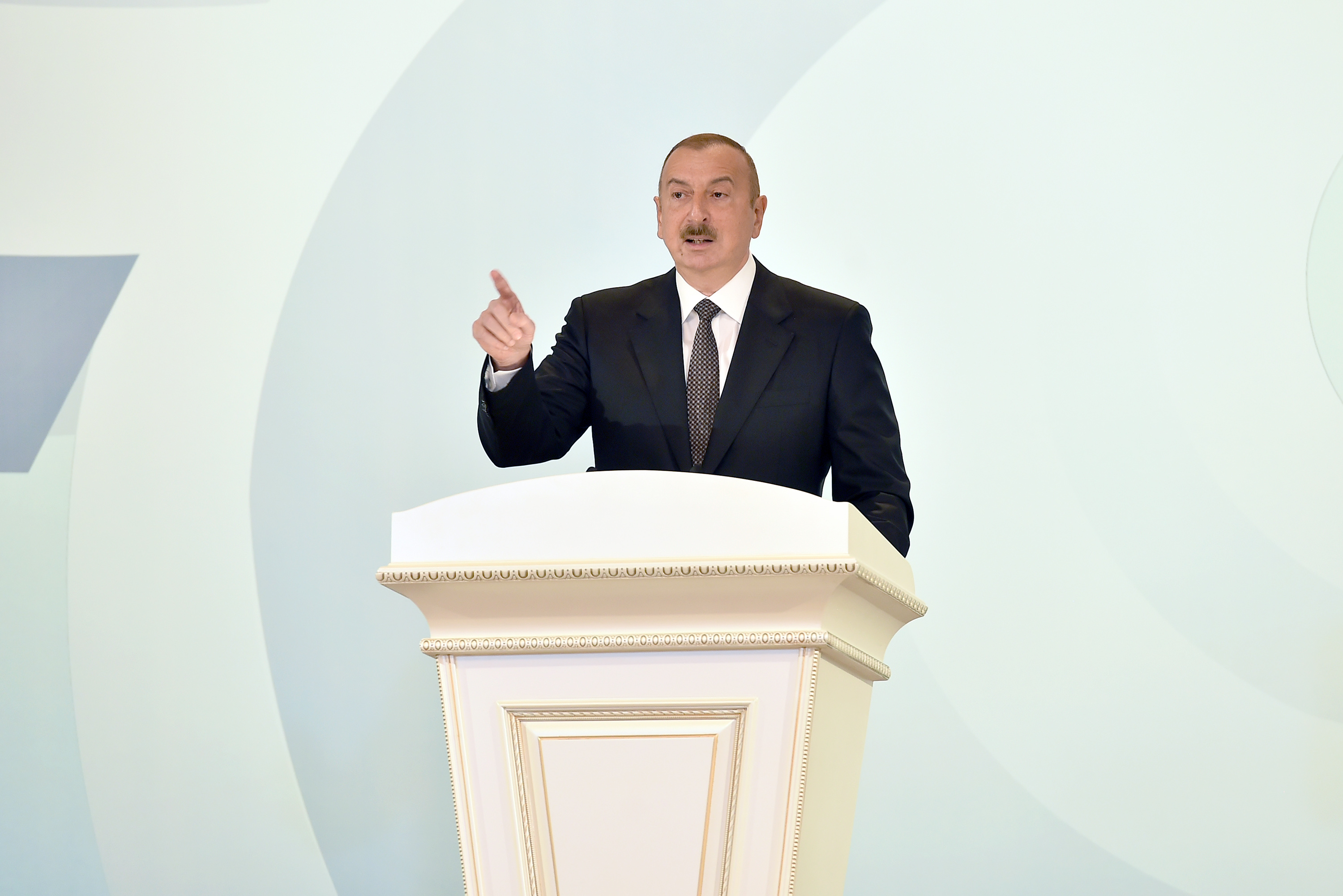 Prezident İlham Əliyevin son çıxışında verdiyi 10 MÜHÜM MESAJ