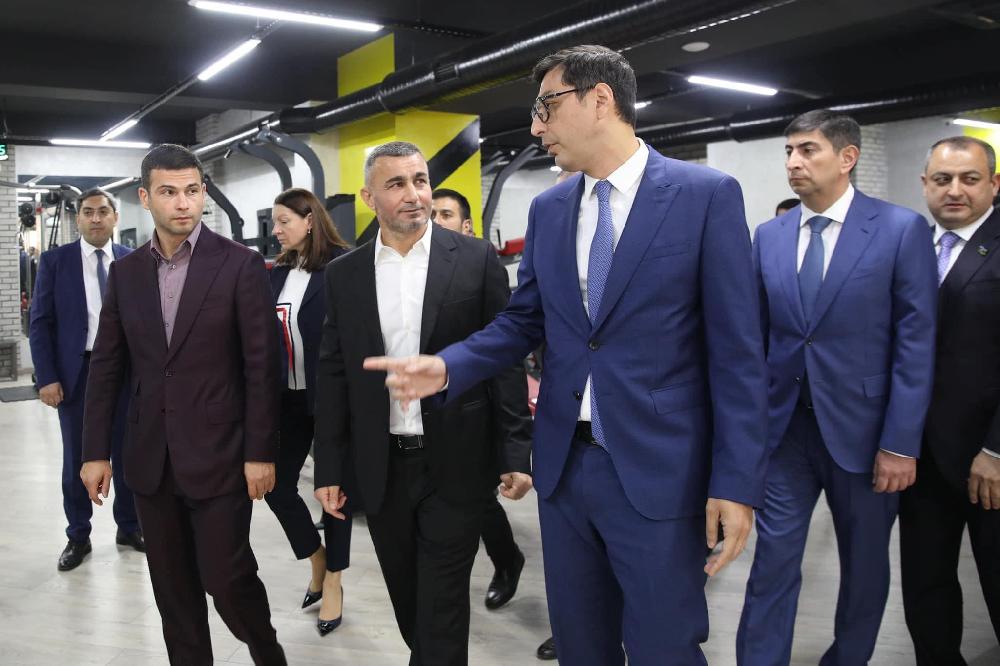 Qurban Qurbanovun fitnes klubu - Açılışa nazir də gəldi - FOTO Qurban Qurbanovun fitnes klubu - Açılışa nazir də gəldi - FOTO