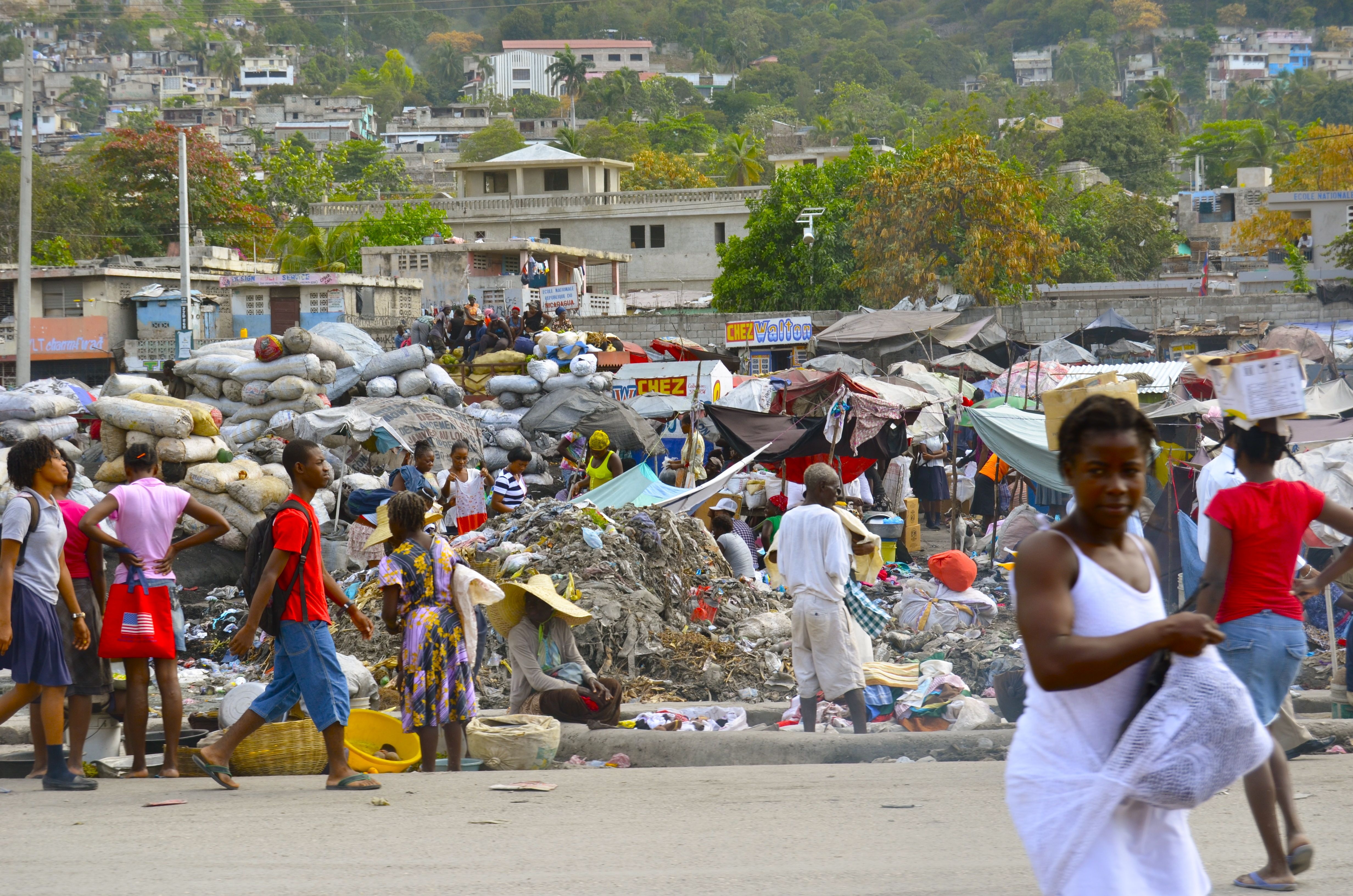 Haitidə 8 Türkiyə vətəndaşı oğurlandı – Aralarında qadınlar da var 