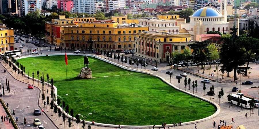 Güləşçilərimiz Albaniyada 2 medal qazandılar - FOTO