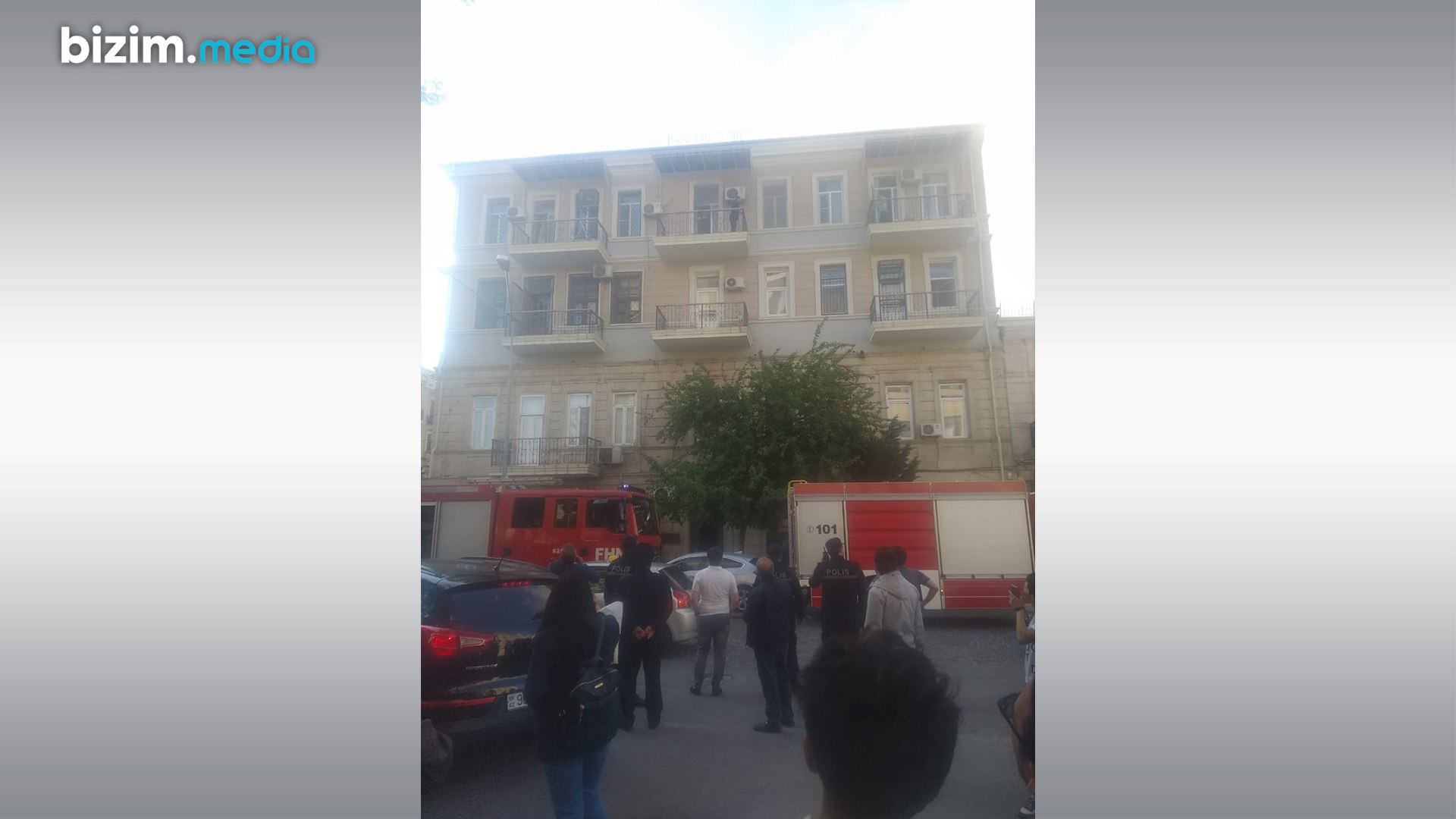 Bakının mərkəzində yaşayış binasındakı yanğın söndürüldü - VİDEO/YENİLƏNİB