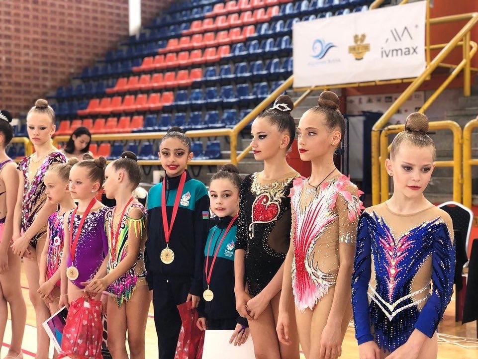 Gimnastlarımız Monteneqroda 6 medal qazandı - FOTO