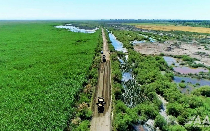 Bu yol yenidən qurulur - FOTO 