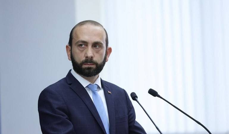 Mirzoyan Xarici İşlər Nazirliyindəki kadrlardan danışdı: “YENİLƏNMƏLİDİR”
