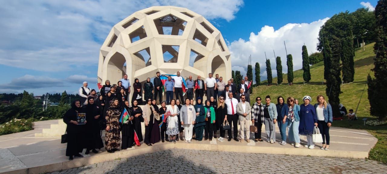 44 günlük Vətən Müharibəsinin 44 şəhidinin valideyni və ailə üzvü Türkiyədə oldular – FOTO