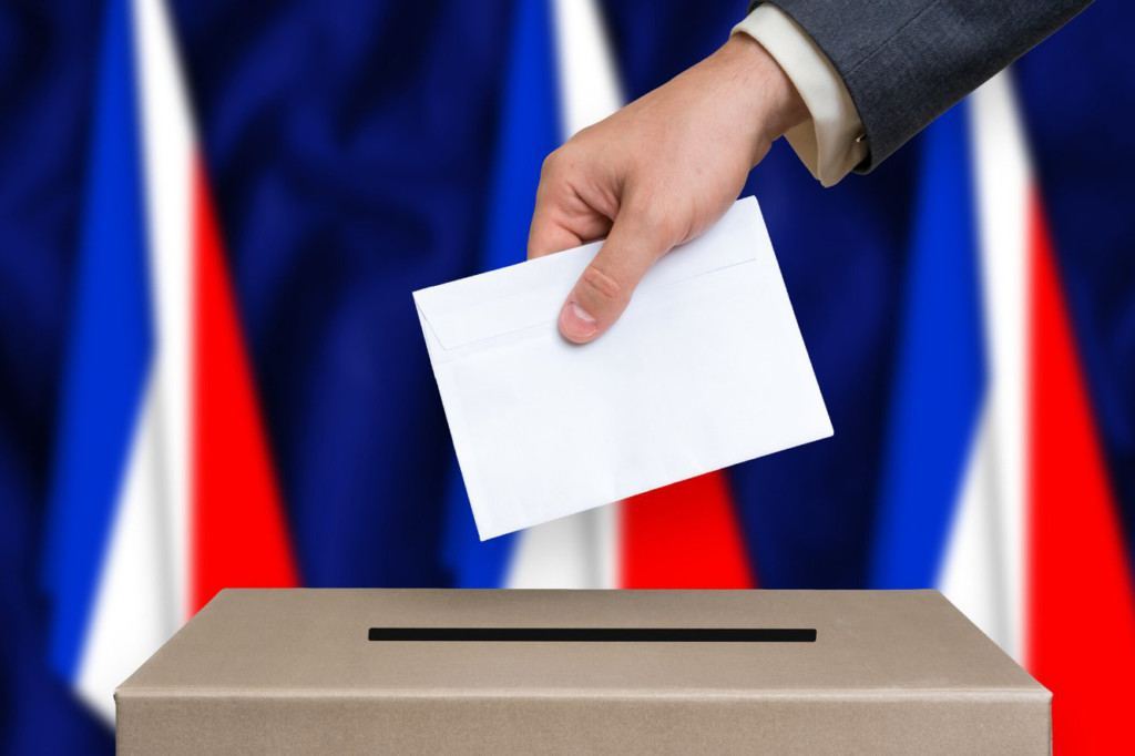 Fransada parlament seçkilərində ən çox səsi solçular qazandı