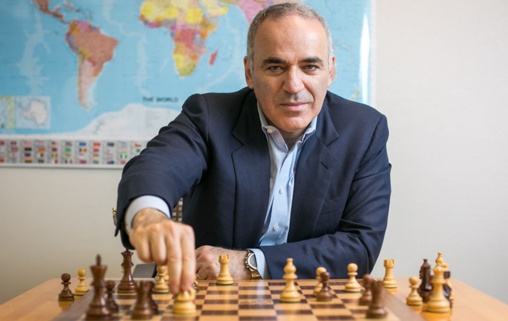 Qarri Kasparov: “Bu müharibə “Rusiya imperiyası” üçün sonuncu olacaq” - VİDEO