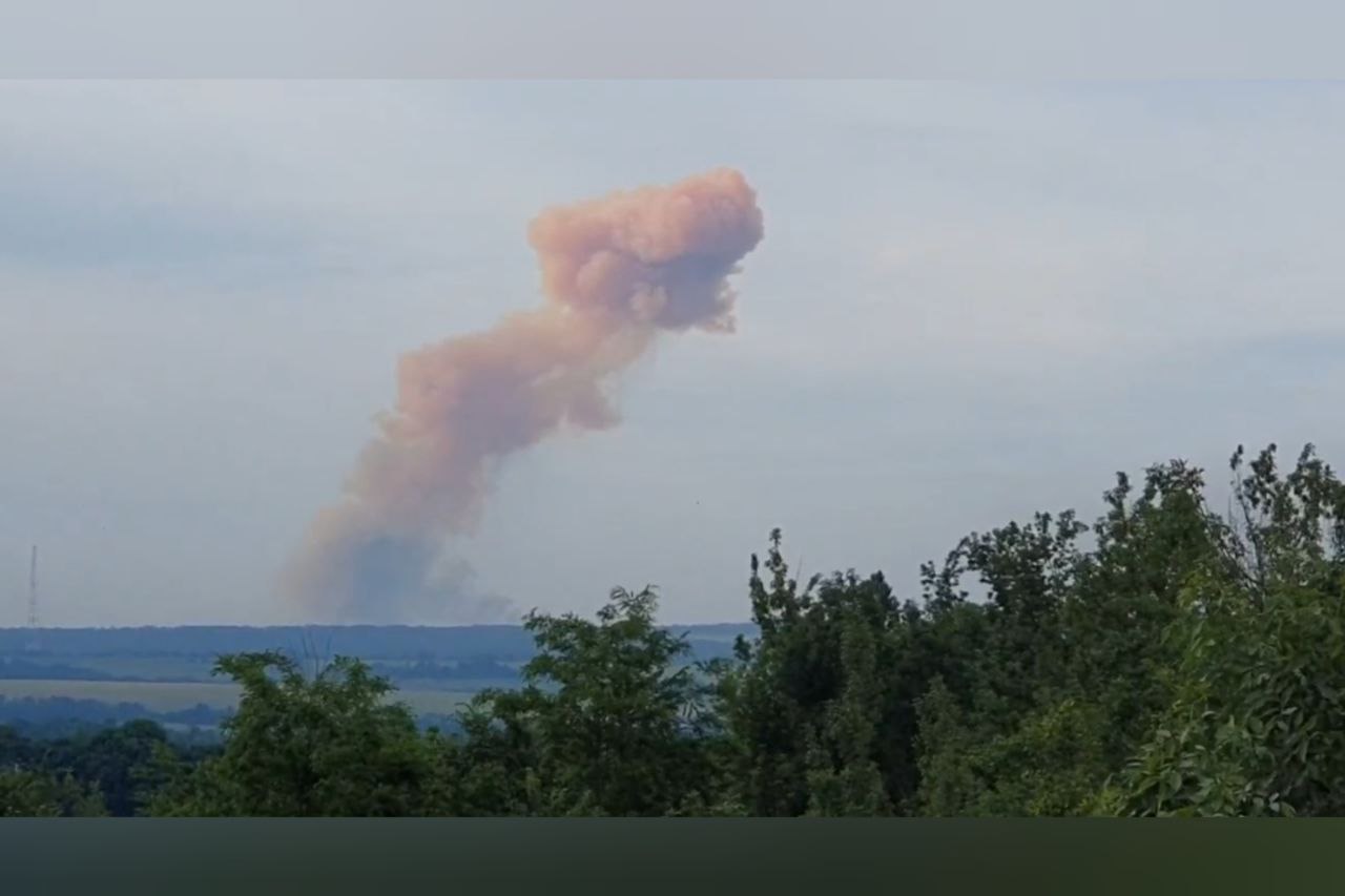 Ukraynada qaz emalı zavodu bombalandı - VİDEO