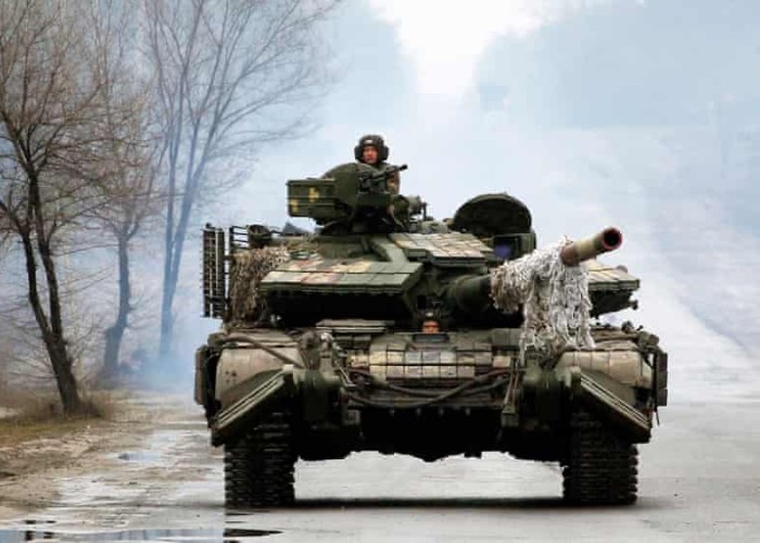 Rusiya ordusu Ukraynanın bu şəhərinə daxil oldu - İLK GÖRÜNTÜLƏR - VİDEO