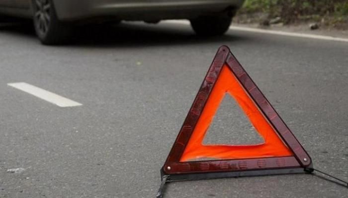 Bakıda YPX avtomobili qəzaya düşüb, polis xəsarət alıb Bakıda YPX avtomobili qəzaya düşüb, polis xəsarət alıb