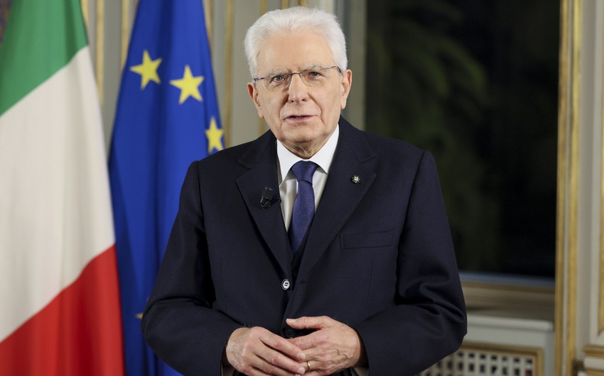 İtaliya Prezidenti Baş nazirin istefasını QƏBUL ETMƏDİ