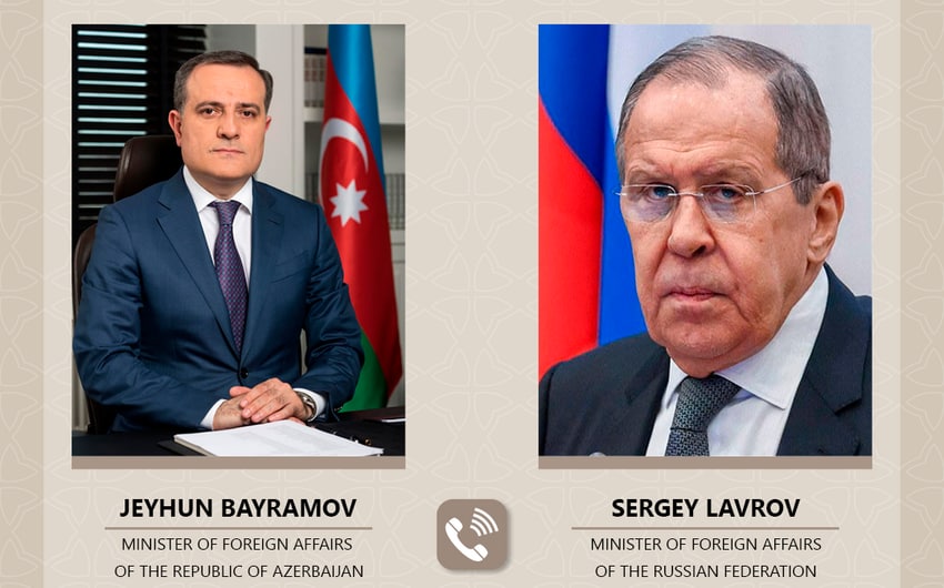 Ceyhun Bayramov Lavrovla üçtərəfli bəyanatların icrasını MÜZAKİRƏ ETDİ