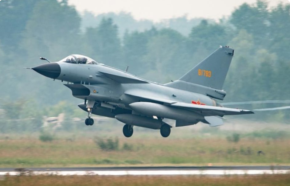Reuters: Çin qırıcıları Çin-Tayvan sərhədi üzərində uçur