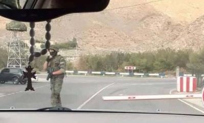 Rus sülhməramlıları Zəngəzurda yeni post yaratdı – Erməni avtomobilləri yoxlanılır Rus sülhməramlıları Zəngəzurda yeni post yaratdı – Erməni avtomobilləri yoxlanılır
