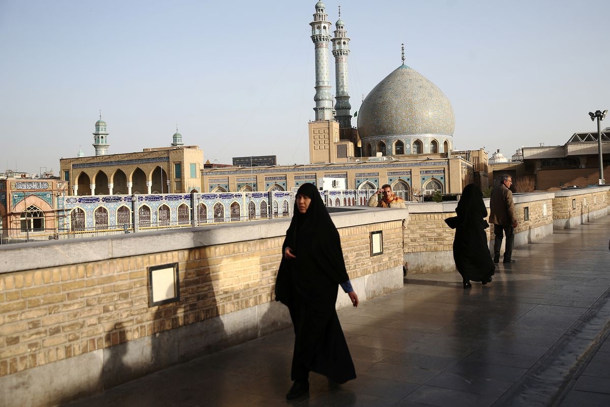 İranda yoxsulluq 60%-ə çatdı 