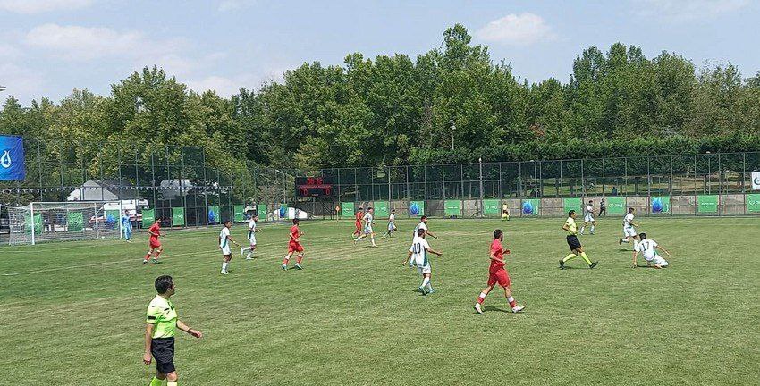 Futbol millimiz İslamiadada bürünc medal qazandı