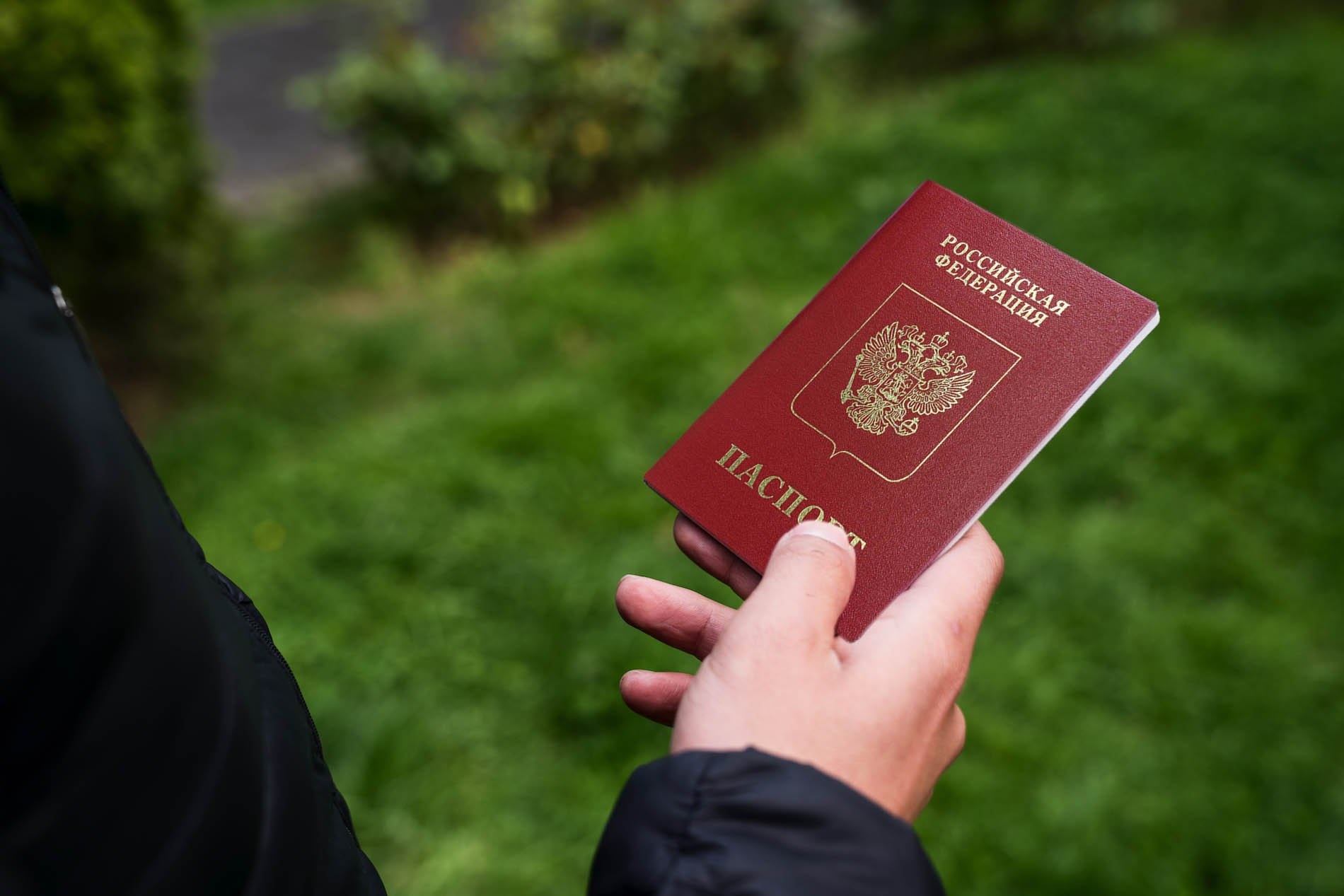 Rusiya səfirliklərində pasport verilməsi DAYANDIRILDI
